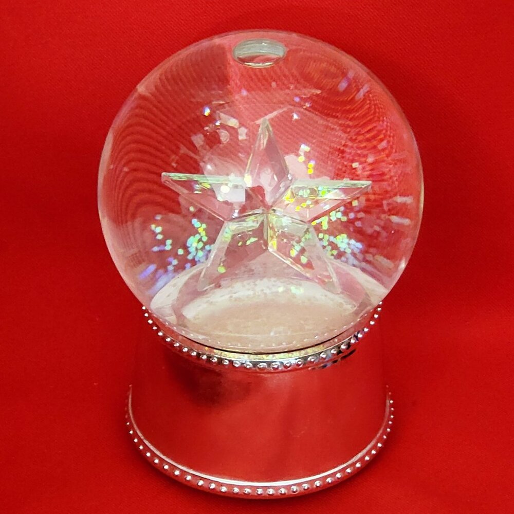 Home Musical Star Water Globe 2011 Plays Deck The Halls